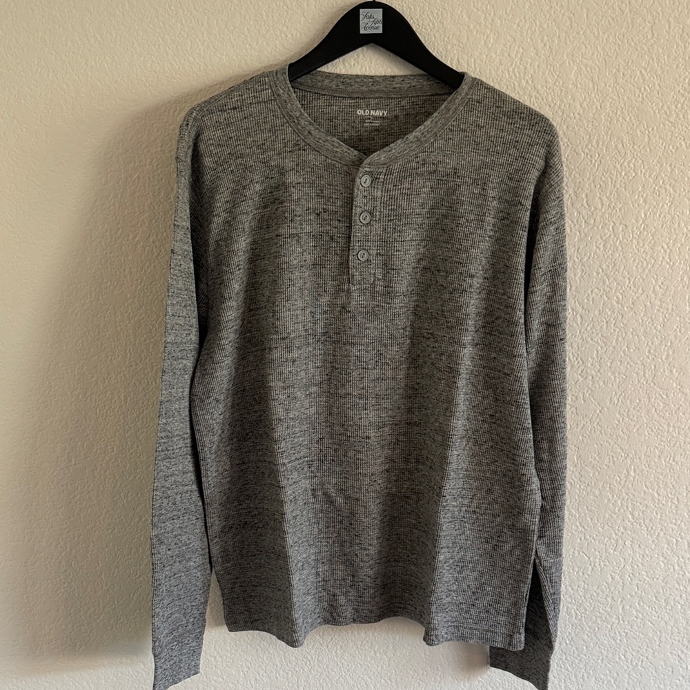 Old Navy Gray Waffle Knit Henley Long Sleeve Large